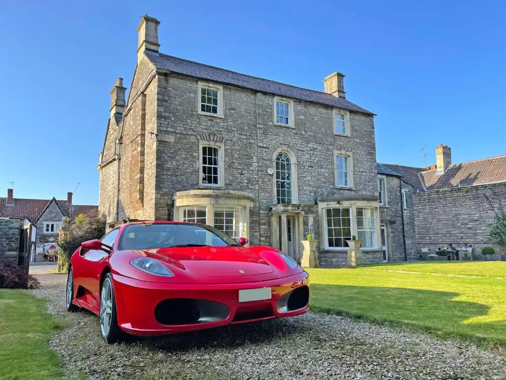 Rounceval House Hotel